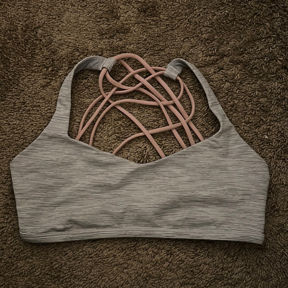 Lululemon sport bra